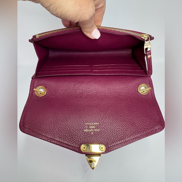 Auth. Louis Vuitton Empriente Saint Germain Pochette in Burgundy - Picture 13 of 13